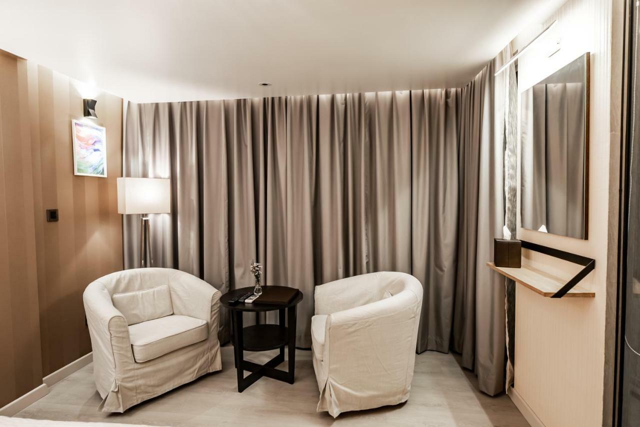 מלון מאלה Amina Residency מראה חיצוני תמונה